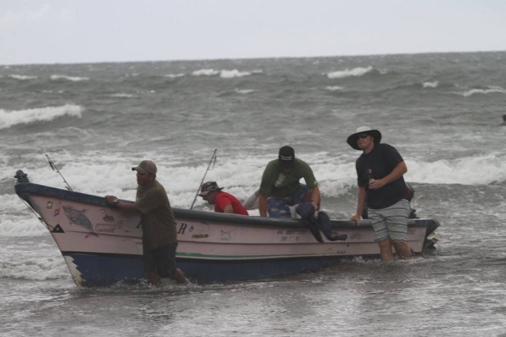 Sport-Fishing-El-Salvador